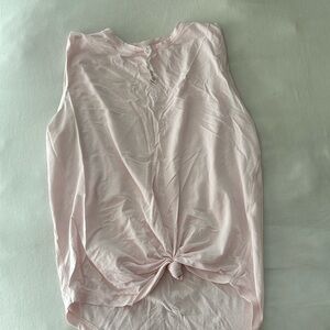 Lululemon muscle tank